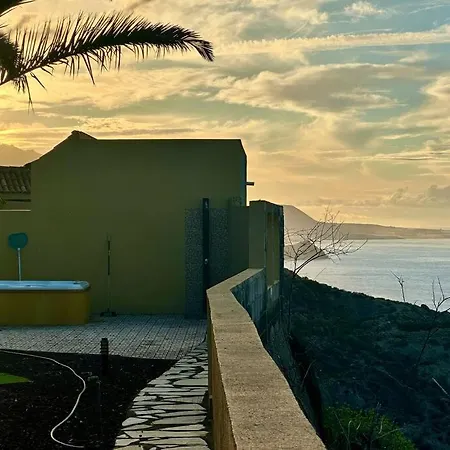 Jacuzzi Oasis: Space & Comfort Dom wakacyjny *