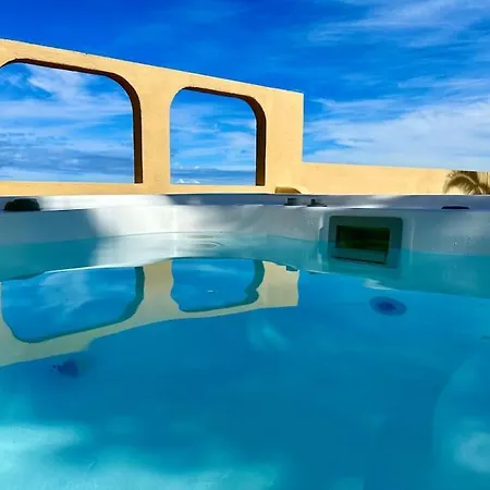 Jacuzzi Oasis: Space & Comfort * 伊科德·德·洛斯·维诺斯