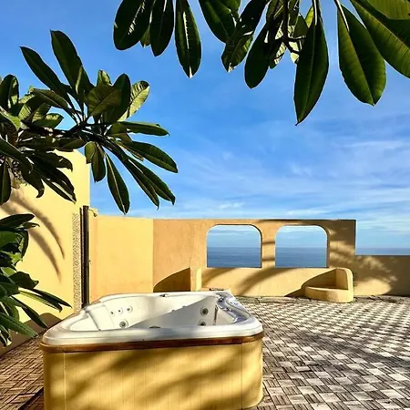 度假居 Jacuzzi Oasis: Space & Comfort 伊科德·德·洛斯·维诺斯