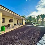 Jacuzzi Oasis: Space & Comfort * איקוד דה לוס וינוס